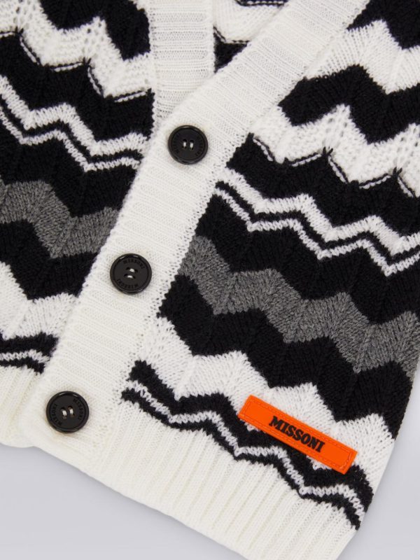 Oasisoutpost.shop29833d3d4b 4