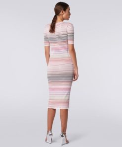 Oasisoutpost.shop406f48c2cf 4