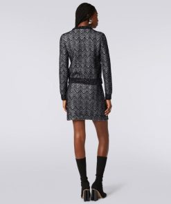 Oasisoutpost.shop5f87a8303a 4