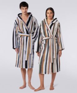 Oasisoutpost.shop83b26cfaa6 1