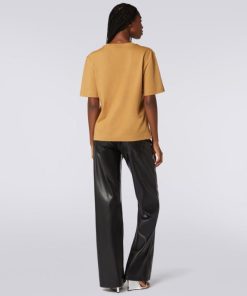 Oasisoutpost.shop8f7f16f1bf 4