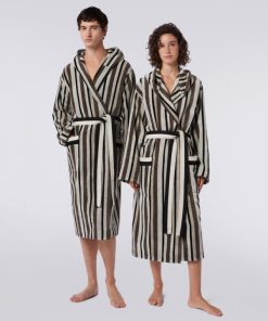 Oasisoutpost.shopaae80c730a 1