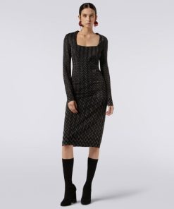 Oasisoutpost.shopd8aa587a9a 2