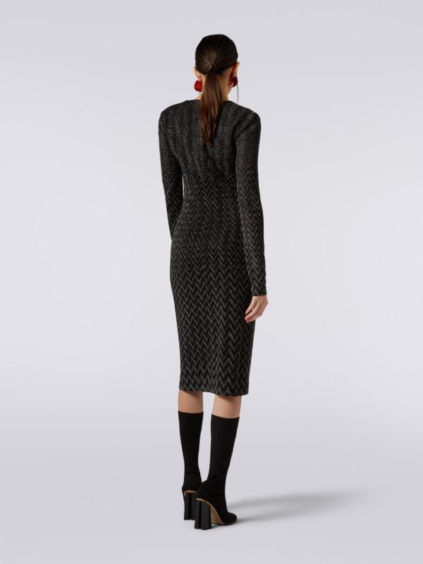 Oasisoutpost.shopd8aa587a9a 4