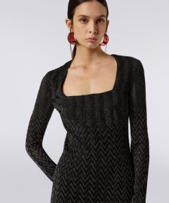 Oasisoutpost.shopd8aa587a9a 5