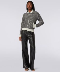 Oasisoutpost.shope4dcc7f97c 2