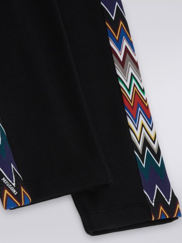 Oasisoutpost.shope9165dd1c9 4